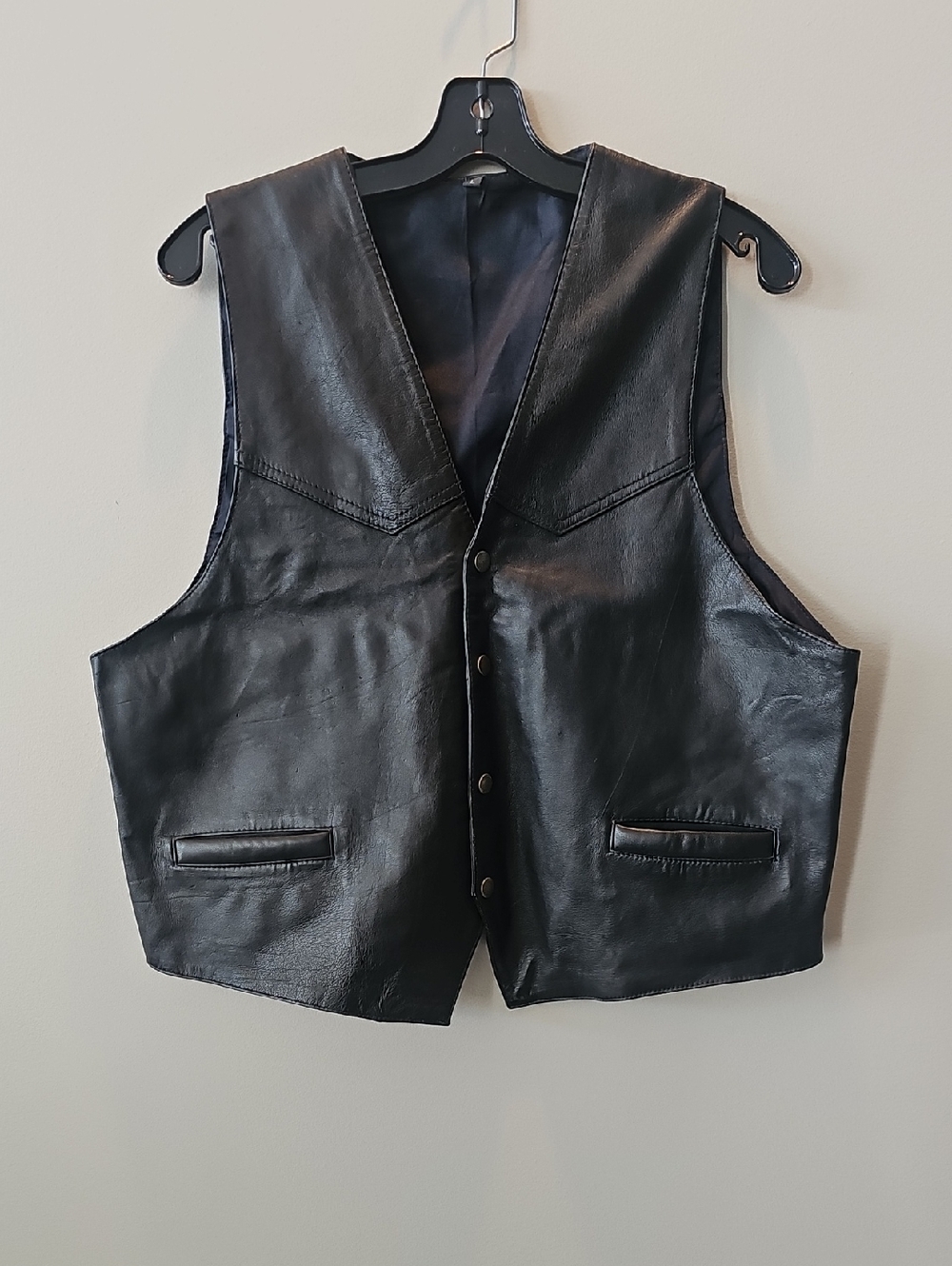 Mens Large Black Leather Vest EUC